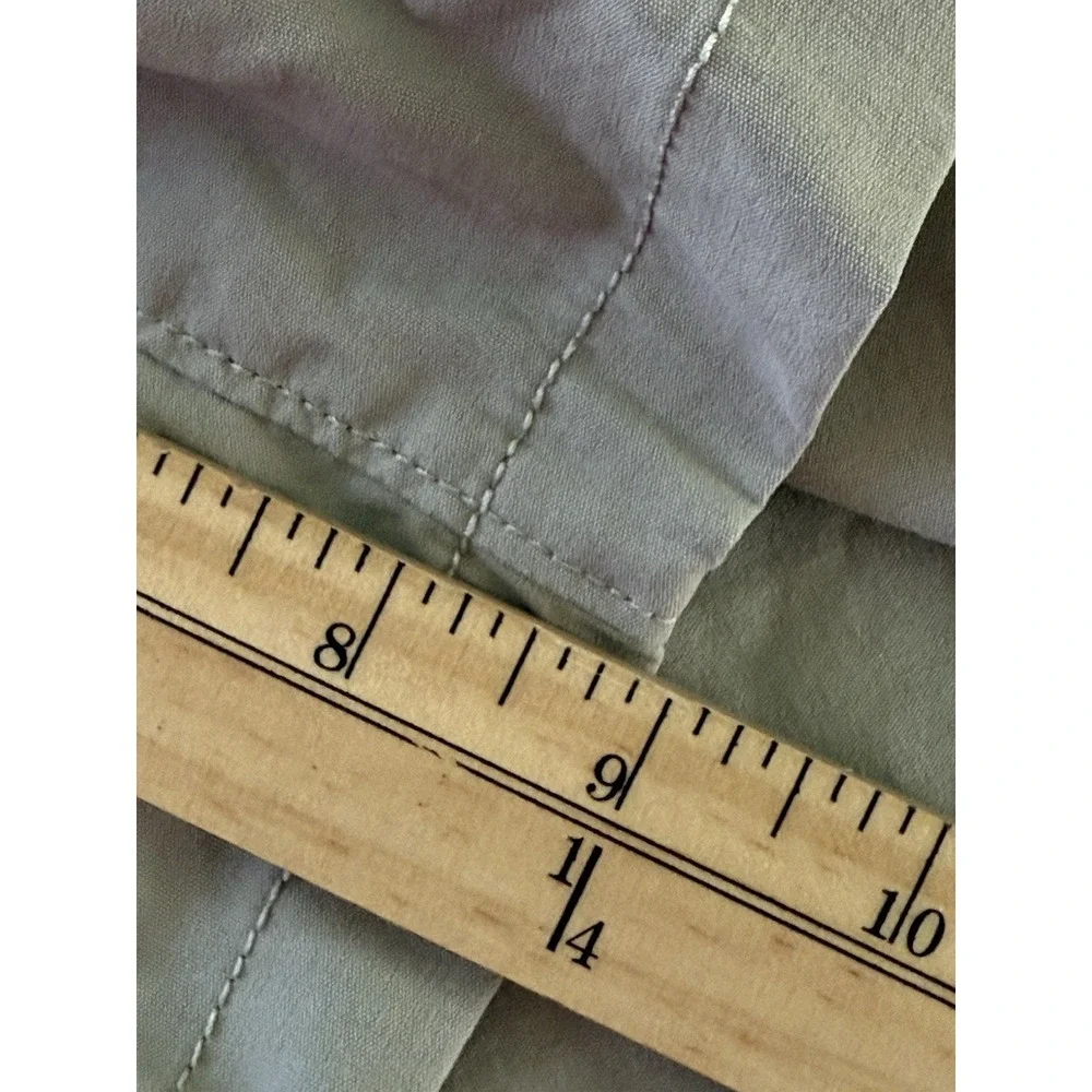 The North Face Flat Front Shorts Men's Size 36 Khaki Lightweight Outdoors Hiking